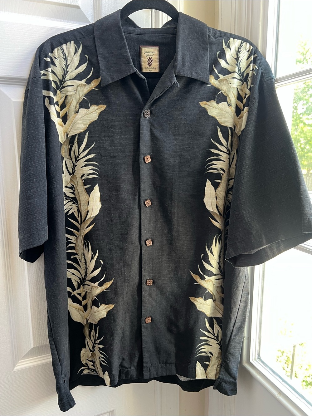 Jamaica Jaxx 100% Silk Hawaiian Camp Shirt Black Tropical Leaf Button Up LG